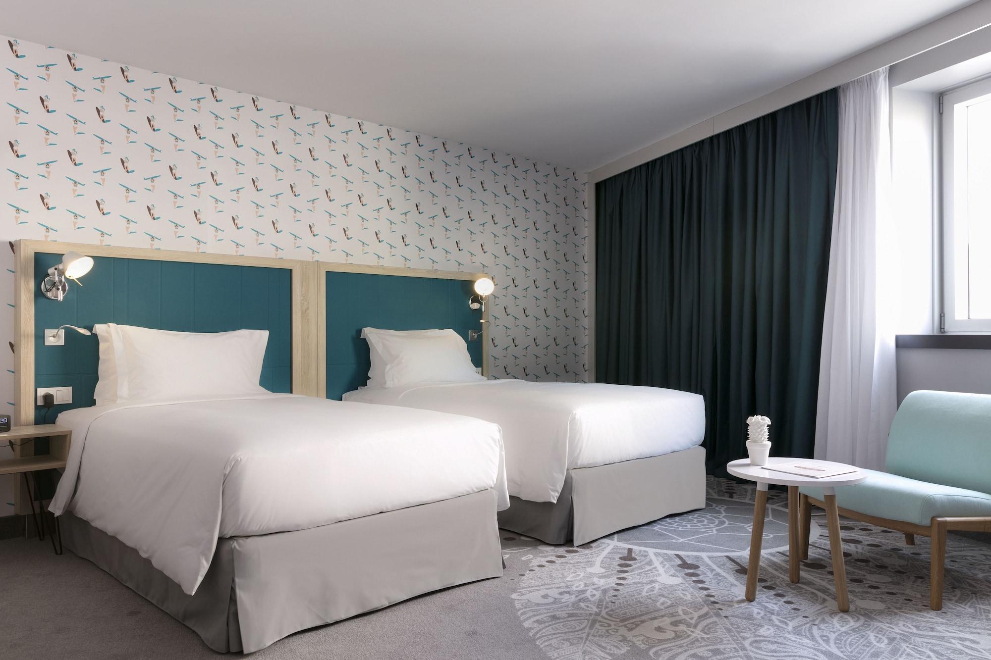 แฮมป์ตัน บาย ฮิลตัน ปารีส คลิชี Hotel กลีชี ภายนอก รูปภาพ