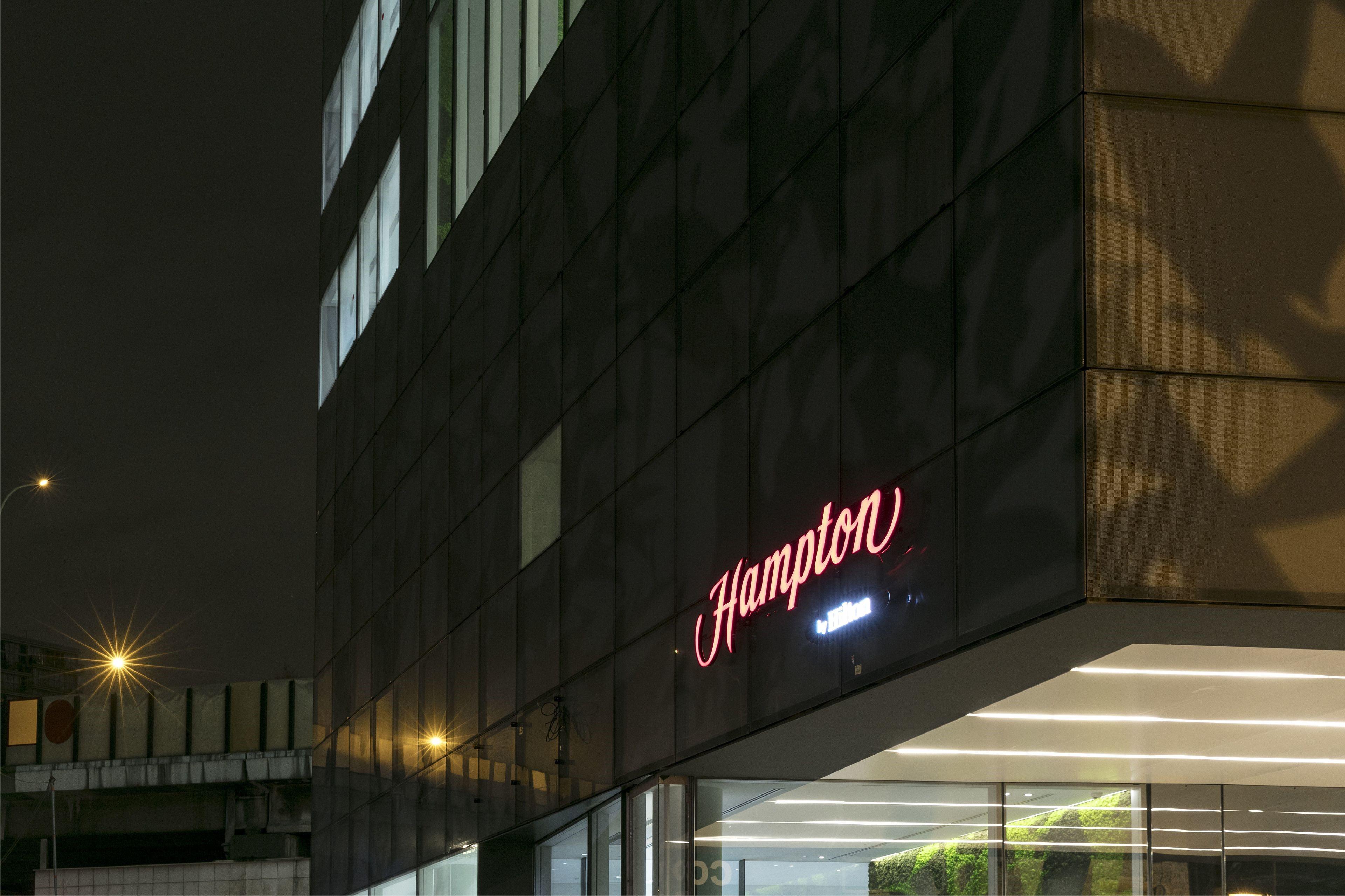 แฮมป์ตัน บาย ฮิลตัน ปารีส คลิชี Hotel กลีชี ภายนอก รูปภาพ
